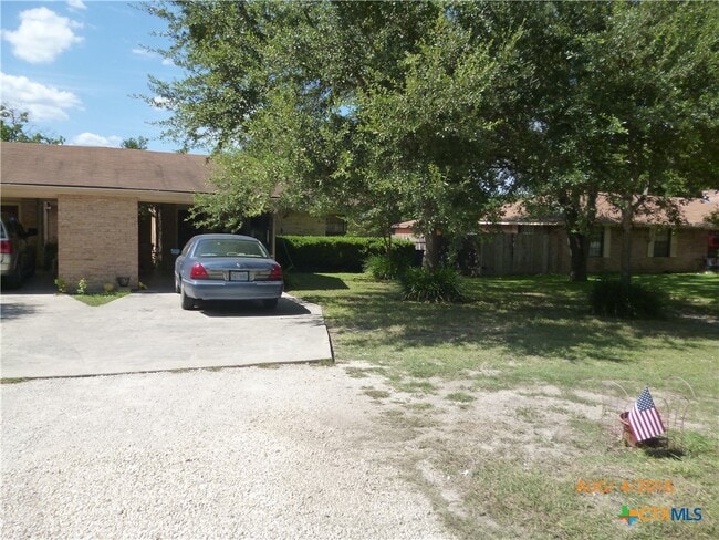 property at 1640 Old Marion Rd