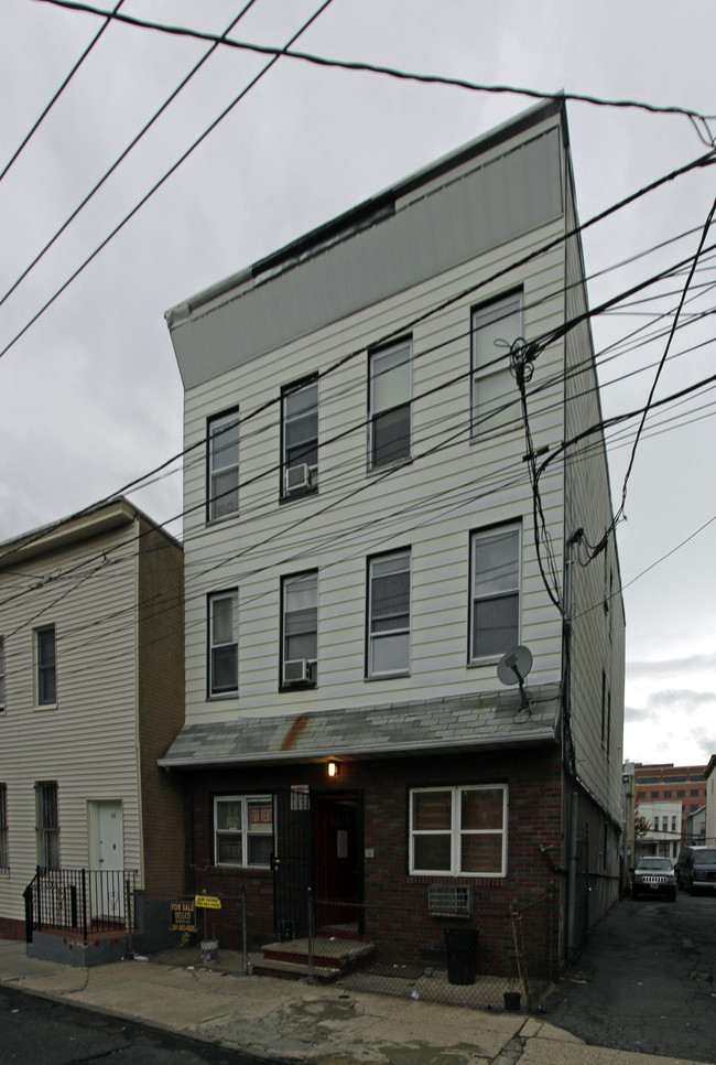 64 Newkirk St in Jersey City, NJ - Building Photo - Building Photo