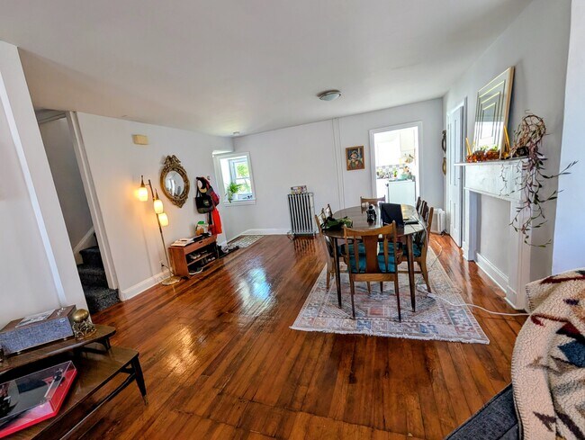 154 Gay St in Philadelphia, PA - Building Photo - Building Photo
