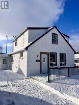 73 Oakwood St in Port Colborne, ON - Building Photo