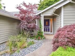 5455 Norma Ave SE in Salem, OR - Building Photo - Building Photo