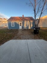 620 S Rowley St in Mitchell, SD - Building Photo