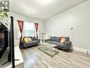 5325 Van Alstyne Pl in Niagara Falls, ON - Building Photo - Building Photo