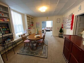 1204 Kenwood Ave in Duluth, MN - Building Photo - Building Photo