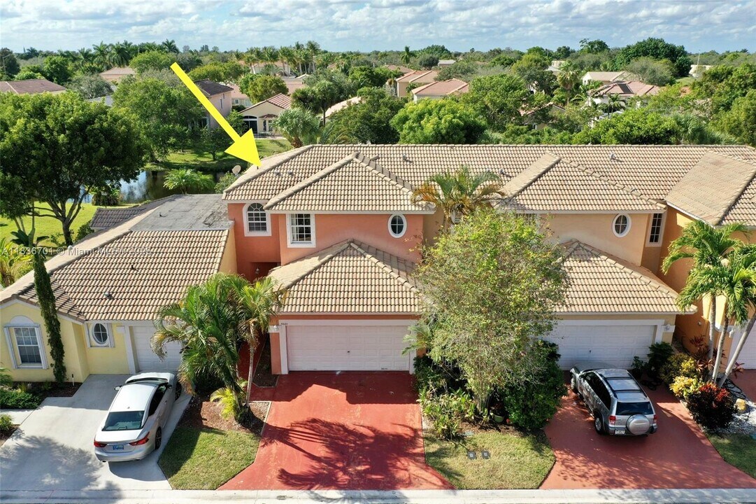5660 NW 120th Terrace in Coral Springs, FL - Building Photo