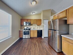 372 Thompson St in Pataskala, OH - Building Photo - Building Photo