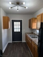 3028 W 104th St in Cleveland, OH - Building Photo - Building Photo