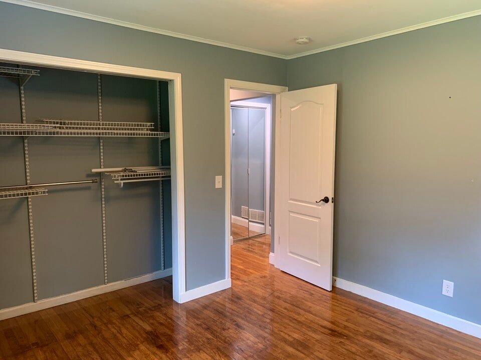 322 Whooping Creek Rd in Carrollton, GA - Building Photo