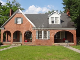 302 South Harden Street in Columbia, SC - Building Photo