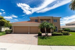 8789 Paseo De Valencia St in Ft. Myers, FL - Building Photo