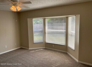 2450 Ralph Ave SE in Palm Bay, FL - Building Photo - Building Photo