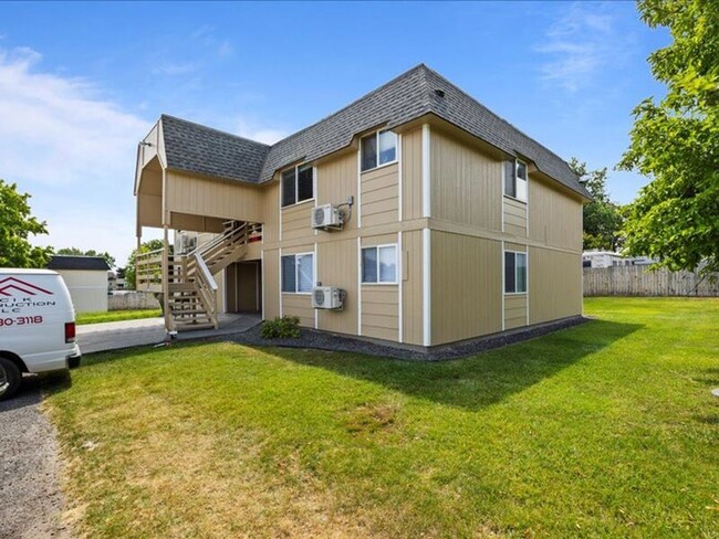 property at 1501 W 14th Ave