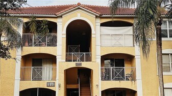 5580 NW 61st St, Unit 620 in Coconut Creek, FL - Building Photo