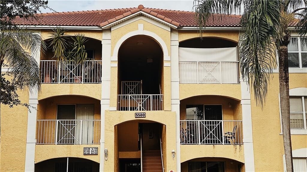 5580 NW 61st St, Unit 620 in Coconut Creek, FL - Building Photo