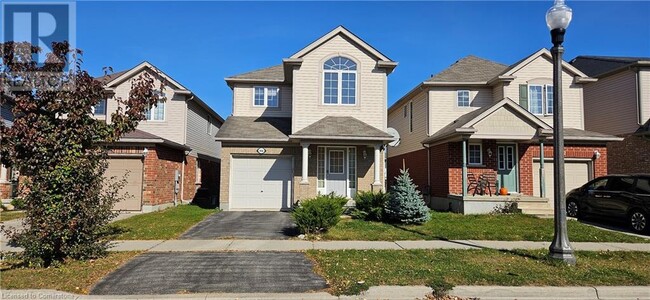 property at 456 Beaumont Cres
