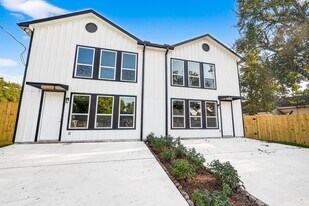 3826 Rosemont St in Houston, TX - Building Photo