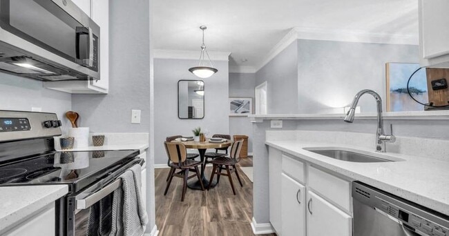 Marina Pointe in Chattanooga, TN - Building Photo - Building Photo