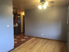 424 Elgin Ave-Unit -Unit 6 in Forest Park, IL - Building Photo - Building Photo