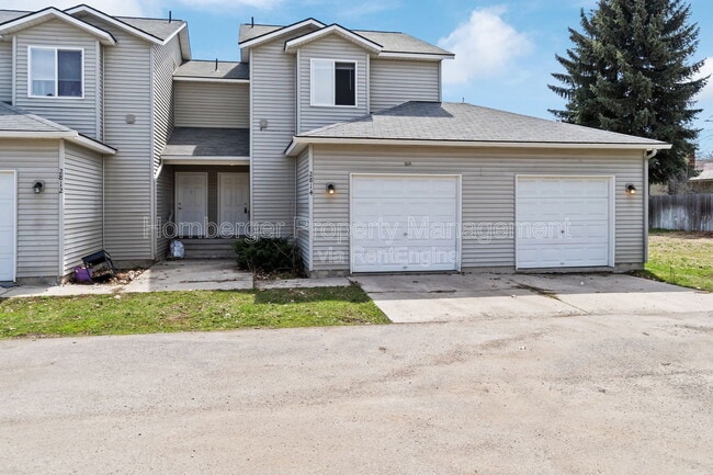 property at 2814 N 14th Pl