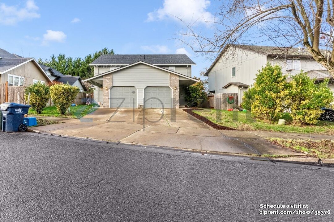 2632 Justine Ln in Eugene, OR - Building Photo