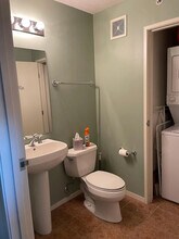 9655 Woods Dr, Unit 1404 in Skokie, IL - Foto de edificio - Building Photo