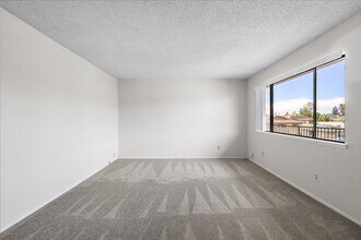 2228 Lincoln Ave in Alameda, CA - Building Photo - Building Photo