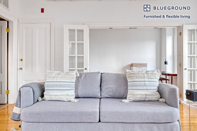 11 Hereford St-Unit -FL4-ID559 in Boston, MA - Building Photo - Building Photo