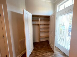 4804 Exton Park Loop in Castle Hayne, NC - Building Photo - Building Photo