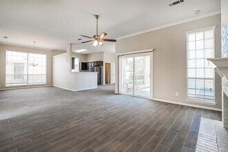 8117 Eagle Dr in Rowlett, TX - Building Photo - Building Photo