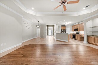 2523 Pine Forest Rd in Gonzalez, FL - Building Photo - Building Photo