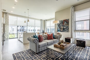 The Local on 14th in Atlanta, GA - Building Photo