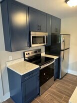 5630 Pershing Ave, Unit 25 in St. Louis, MO - Building Photo