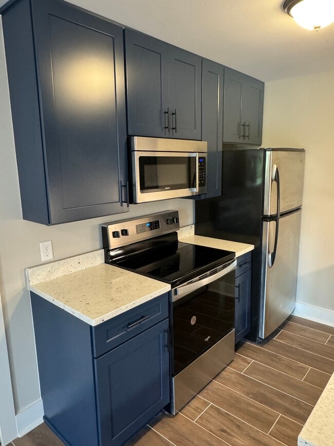 property at 5630 Pershing Ave