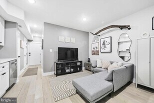 1144 Owen Pl NE in Washington, DC - Building Photo