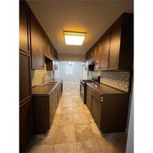 2139 S Lee Ave in Fresno, CA - Building Photo - Building Photo