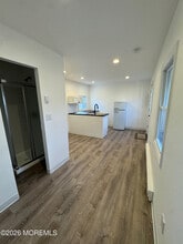 945 Linden Ave in Brick, NJ - Building Photo - Building Photo