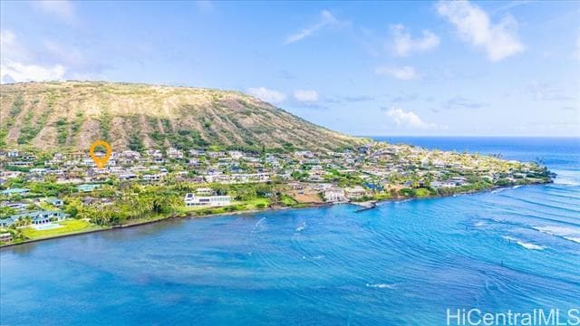 251 Poipu Dr in Honolulu, HI - Building Photo - Building Photo