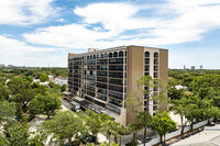 Parkland Condominiums in Tampa, FL - Foto de edificio - Building Photo