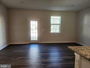 217 Caterpillar Dr in Luray, VA - Building Photo - Building Photo