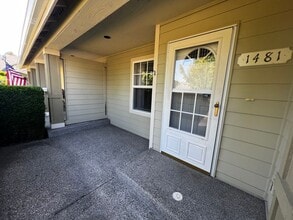 1481 Heath Street and Ct in Dupont, WA - Building Photo - Building Photo