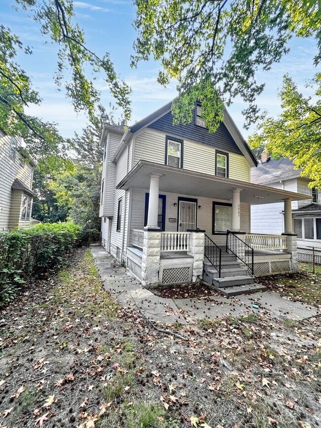 3901 W 36th St in Cleveland, OH - Building Photo - Building Photo