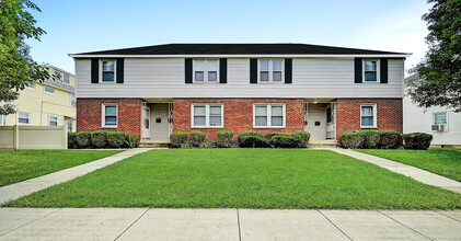 Eden Green Townhomes in Columbus, OH - Building Photo - Building Photo