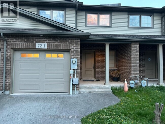 7211 Stacey Dr