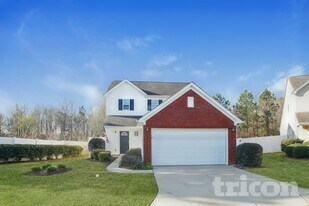 177 Arrowhead Dr in Dallas, GA - Building Photo