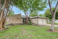 21315 Meadowhill Dr in Spring, TX - Building Photo - Building Photo