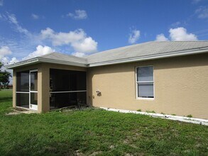 1519 Nelson Rd N in Cape Coral, FL - Building Photo - Building Photo