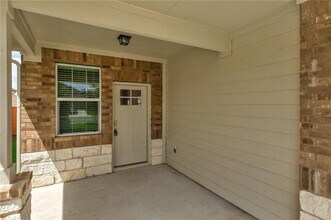 14004 Macquarie Dr in Pflugerville, TX - Building Photo - Building Photo
