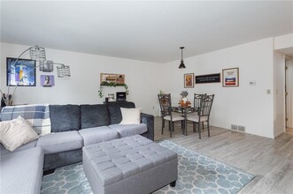 4005 Deer Path in Poughkeepsie, NY - Building Photo - Building Photo