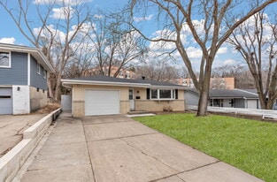 3146 Grimes Ave N in Minneapolis, MN - Building Photo