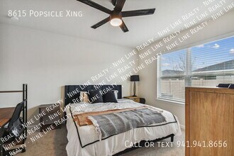 8615 Popsicle Xing in Parrish, FL - Building Photo - Building Photo